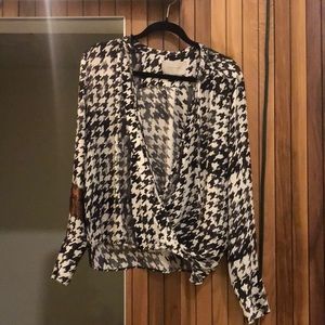 Brochure Walker Patterned Top